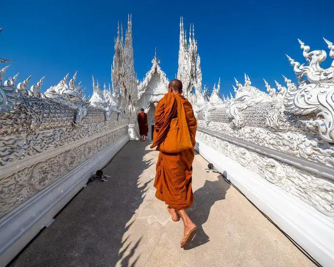 Wat Rong Khun (White Temple)