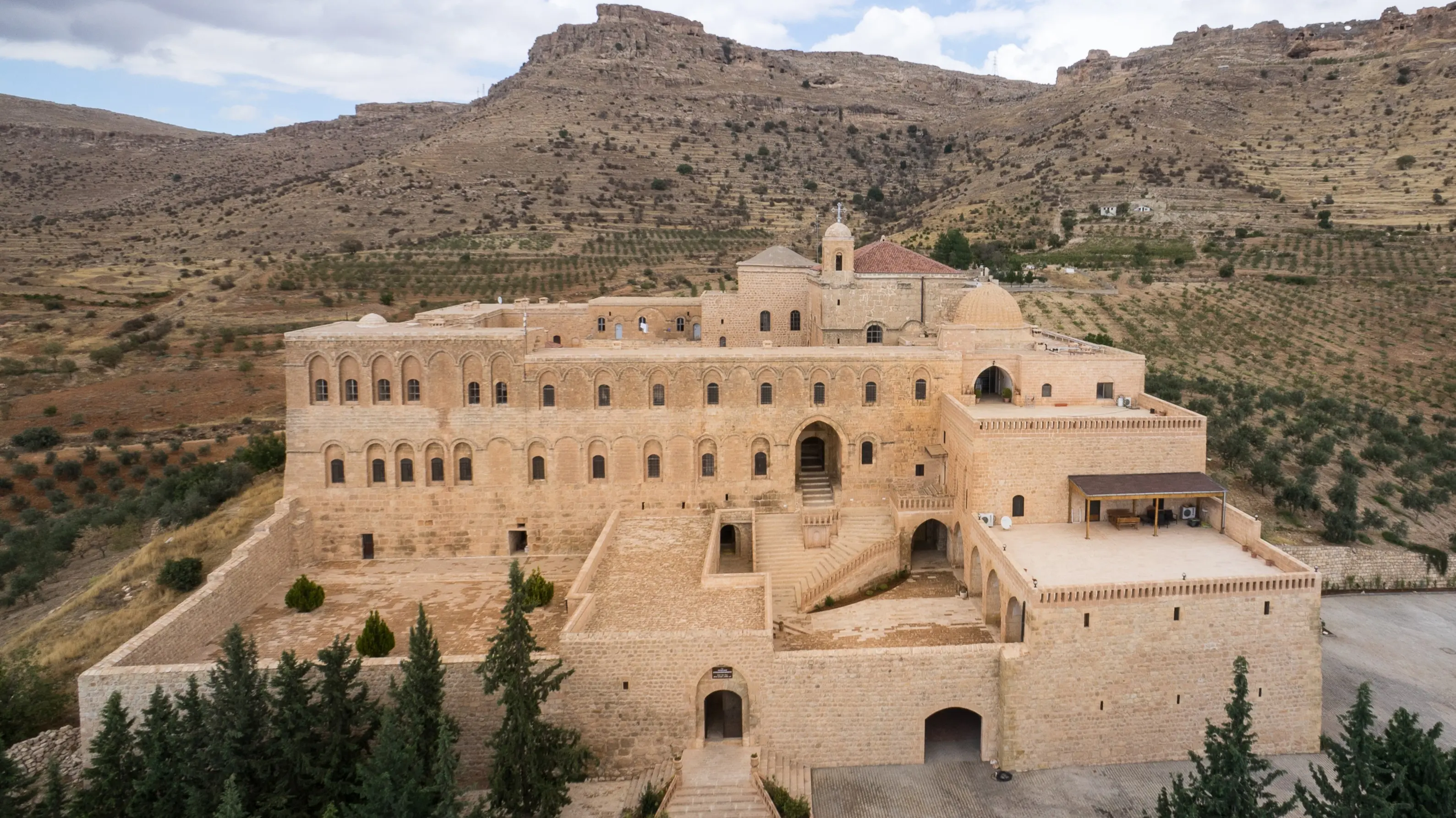Deyrulzafaran Monastery