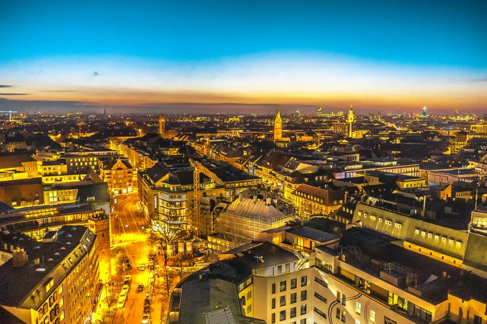 Highlights of Christmas Markets: Munich to Vienna
