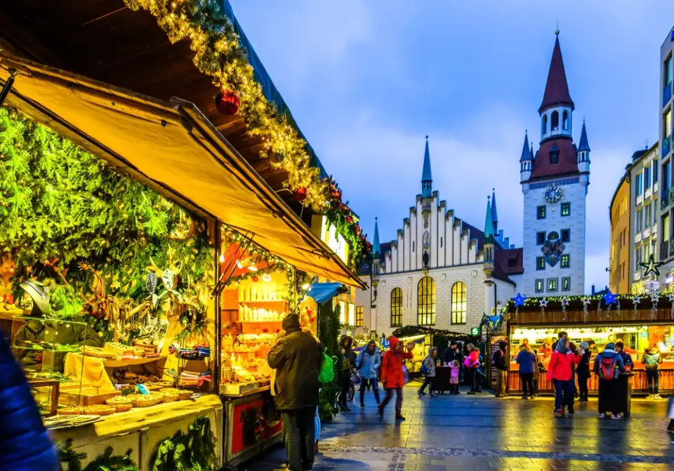 Dreamy Christmas Markets: Budapest to Munich