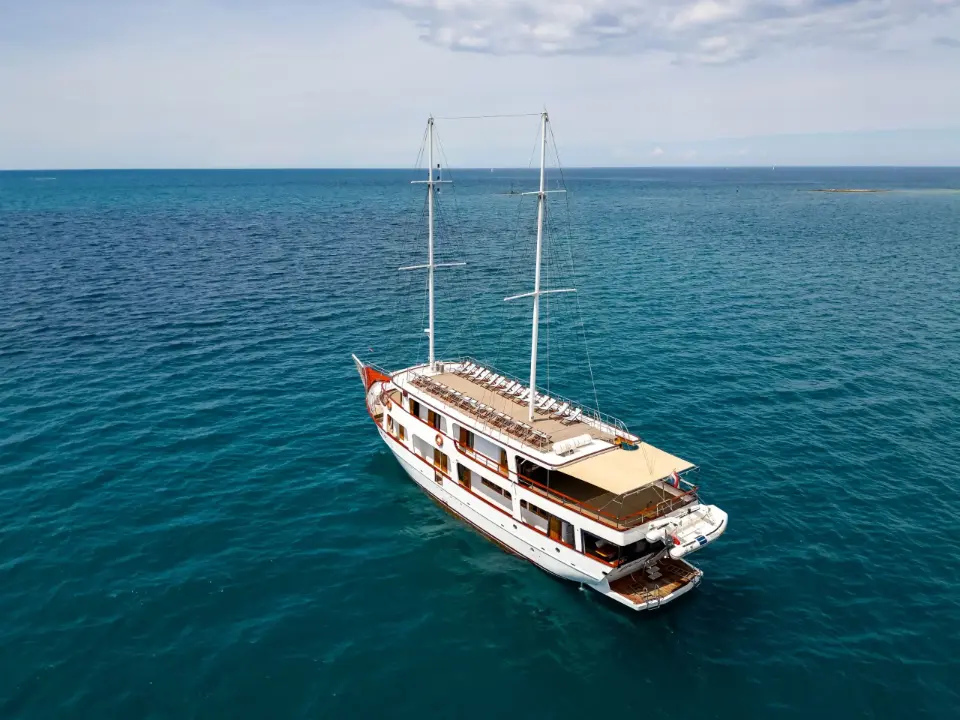 Sail Split to Dubrovnik / Premier Boat