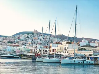 Day 10: Syros, Tinos, Syros