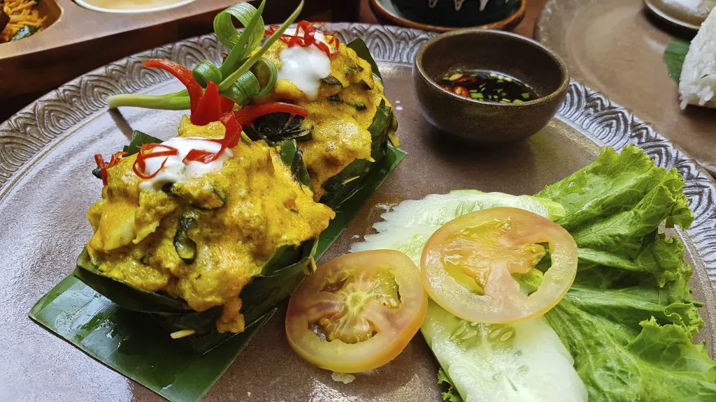 taste fish amok in cambodia